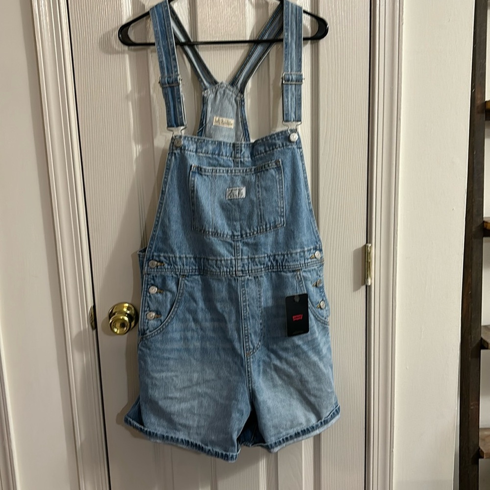 Levi’s overalls Medium